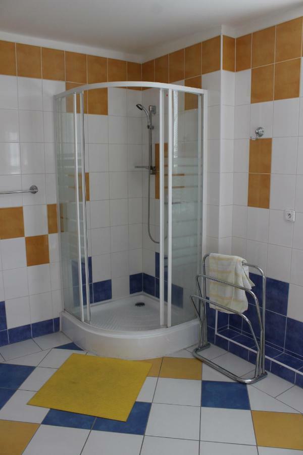 Apartman V Podskali Hluboka nad Vltavou Exterior photo